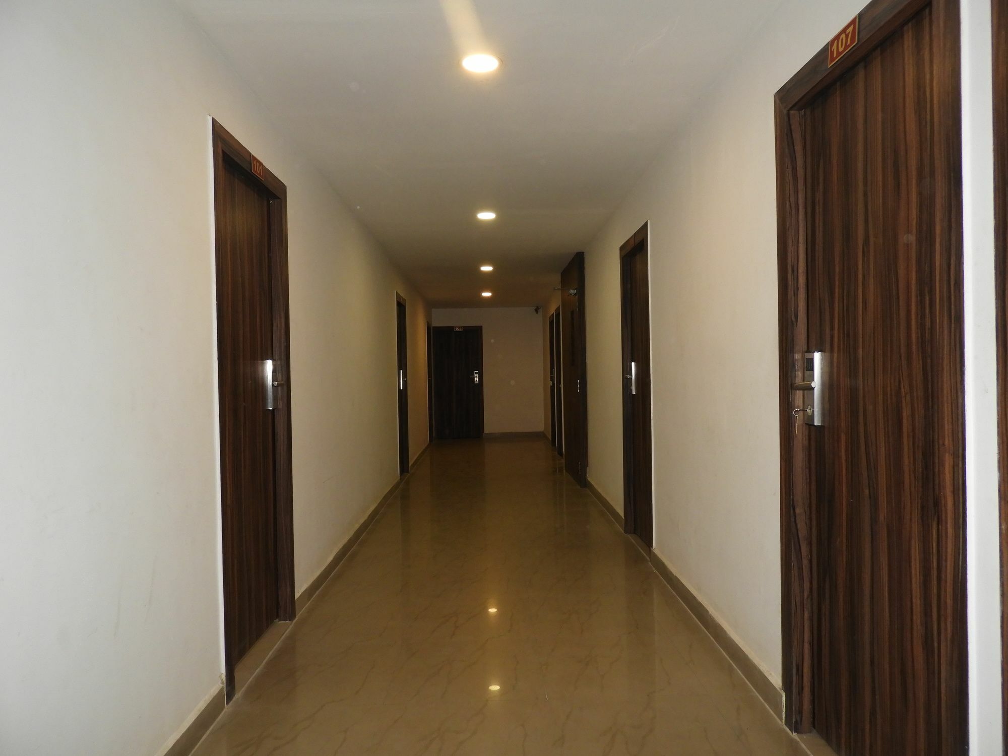 Hotel Lions India Chennai Bagian luar foto